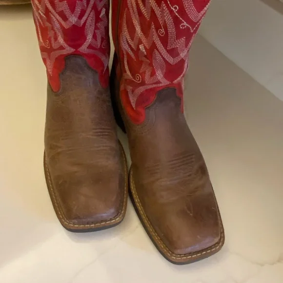 Justin Boots Red and Brown Western Boots - Picture 2 of 9